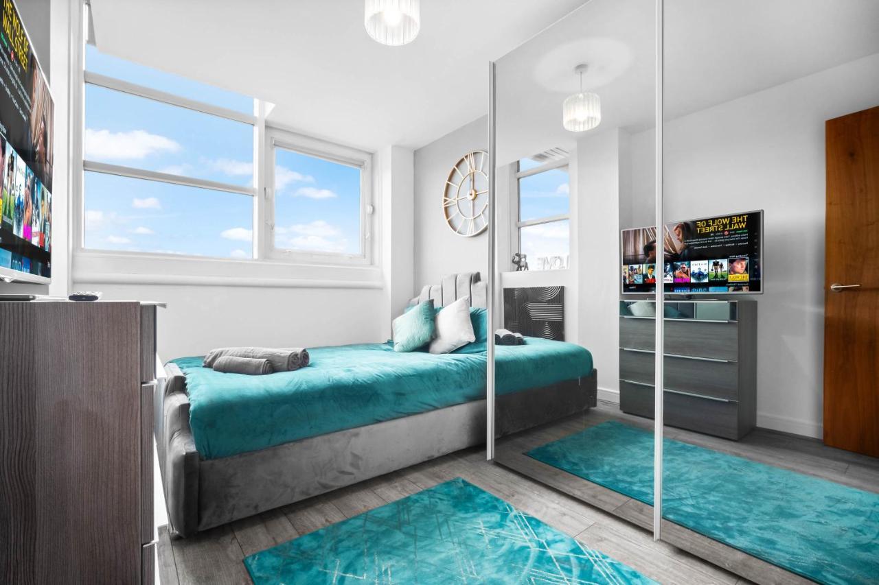 Luxury Stay With Scenic Views Brierley Hill Extérieur photo
